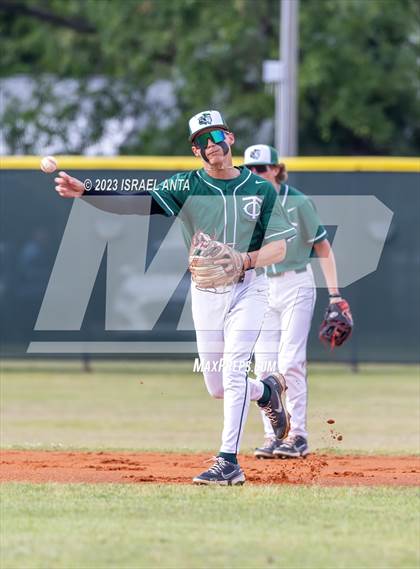 Thumbnail 3 in Carrollwood Day @ Tampa Catholic photogallery.