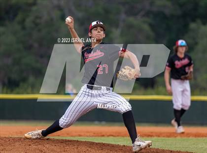 Thumbnail 2 in Carrollwood Day @ Tampa Catholic photogallery.