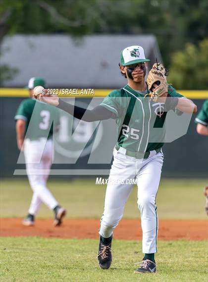 Thumbnail 1 in Carrollwood Day @ Tampa Catholic photogallery.