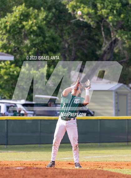 Thumbnail 2 in Carrollwood Day @ Tampa Catholic photogallery.