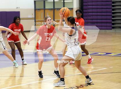 Thumbnail 3 in Alexandria City @ Lake Braddock photogallery.