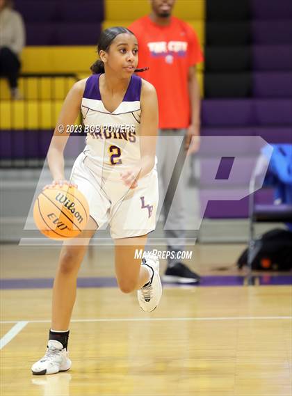 Thumbnail 1 in Alexandria City @ Lake Braddock photogallery.