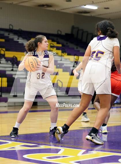 Thumbnail 1 in Alexandria City @ Lake Braddock photogallery.