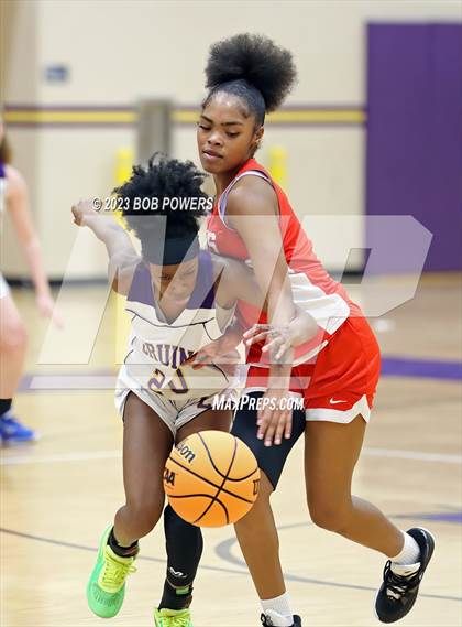 Thumbnail 1 in Alexandria City @ Lake Braddock photogallery.