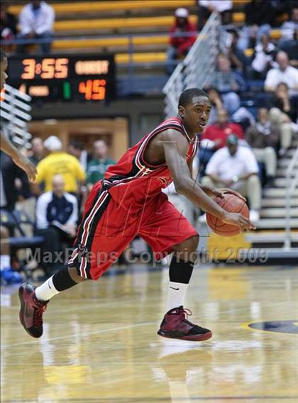 Thumbnail 2 in Salesian vs. Newark Memorial (MLK Classic) photogallery.