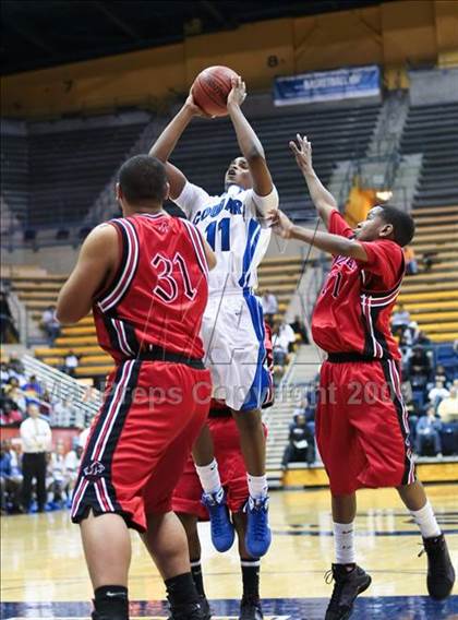 Thumbnail 2 in Salesian vs. Newark Memorial (MLK Classic) photogallery.