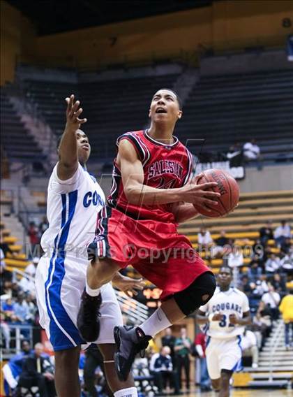 Thumbnail 1 in Salesian vs. Newark Memorial (MLK Classic) photogallery.