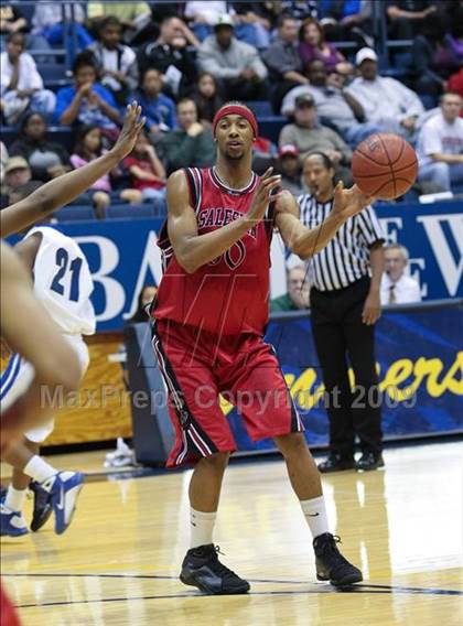 Thumbnail 1 in Salesian vs. Newark Memorial (MLK Classic) photogallery.