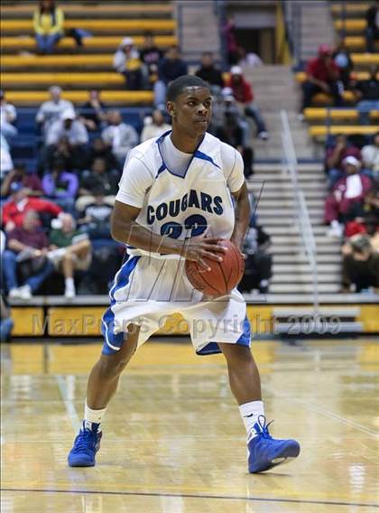 Thumbnail 1 in Salesian vs. Newark Memorial (MLK Classic) photogallery.