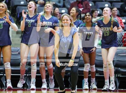 Thumbnail 2 in Liberty Hill vs. Reedy (UIL 5A Semifinal) photogallery.