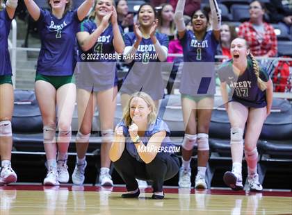 Thumbnail 1 in Liberty Hill vs. Reedy (UIL 5A Semifinal) photogallery.