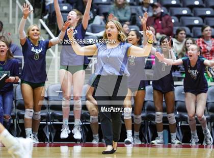 Thumbnail 1 in Liberty Hill vs. Reedy (UIL 5A Semifinal) photogallery.