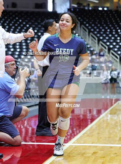 Thumbnail 3 in Liberty Hill vs. Reedy (UIL 5A Semifinal) photogallery.