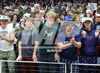 Thumbnail 2 in Liberty Hill vs. Reedy (UIL 5A Semifinal) photogallery.