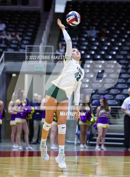 Thumbnail 1 in Liberty Hill vs. Reedy (UIL 5A Semifinal) photogallery.