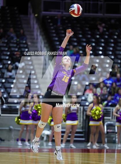 Thumbnail 3 in Liberty Hill vs. Reedy (UIL 5A Semifinal) photogallery.