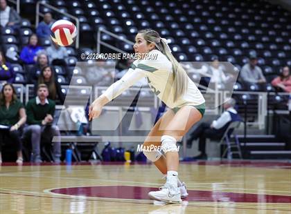 Thumbnail 3 in Liberty Hill vs. Reedy (UIL 5A Semifinal) photogallery.