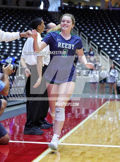 Thumbnail 1 in Liberty Hill vs. Reedy (UIL 5A Semifinal) photogallery.