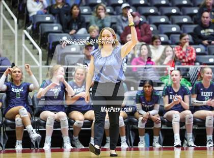 Thumbnail 2 in Liberty Hill vs. Reedy (UIL 5A Semifinal) photogallery.