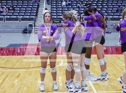 Thumbnail 1 in Liberty Hill vs. Reedy (UIL 5A Semifinal) photogallery.