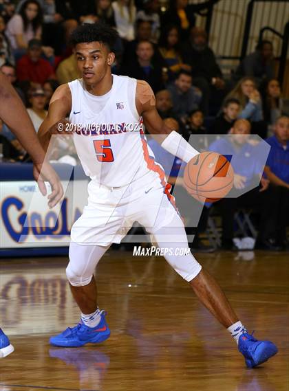 Thumbnail 2 in Clark vs. Bishop Gorman (Tarkanian Classic) photogallery.