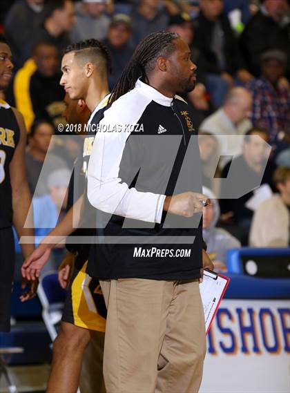 Thumbnail 1 in Clark vs. Bishop Gorman (Tarkanian Classic) photogallery.