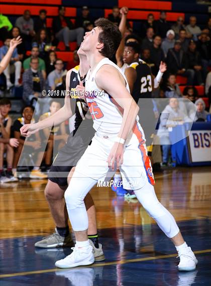 Thumbnail 1 in Clark vs. Bishop Gorman (Tarkanian Classic) photogallery.