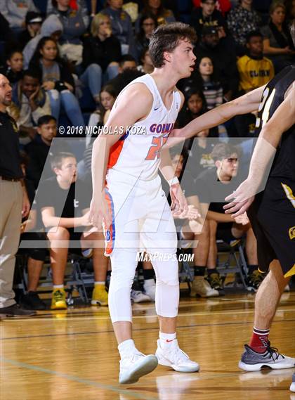 Thumbnail 2 in Clark vs. Bishop Gorman (Tarkanian Classic) photogallery.