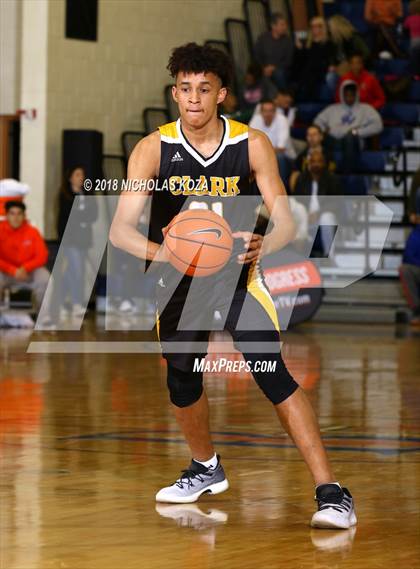 Thumbnail 1 in Clark vs. Bishop Gorman (Tarkanian Classic) photogallery.