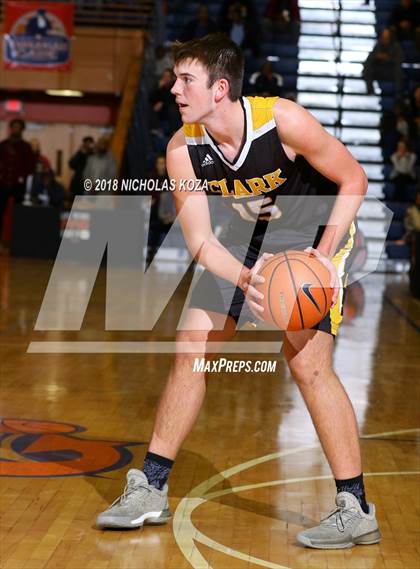 Thumbnail 2 in Clark vs. Bishop Gorman (Tarkanian Classic) photogallery.