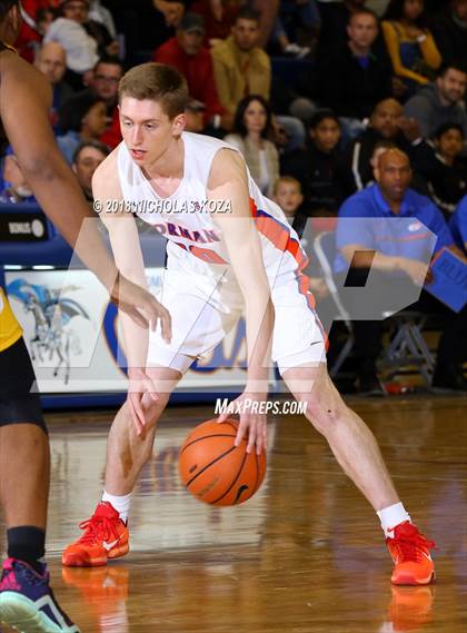 Thumbnail 2 in Clark vs. Bishop Gorman (Tarkanian Classic) photogallery.