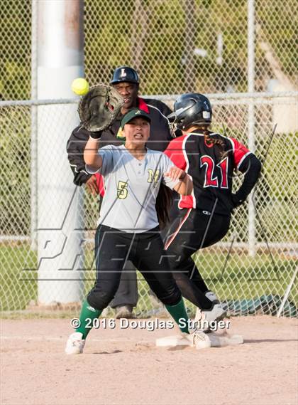 Thumbnail 1 in Moreau Catholic @ James Logan photogallery.