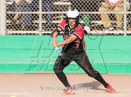 Thumbnail 3 in Moreau Catholic @ James Logan photogallery.