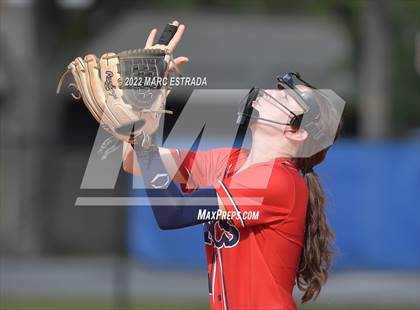 Thumbnail 3 in Indian Rocks Christian vs Northside Christian photogallery.