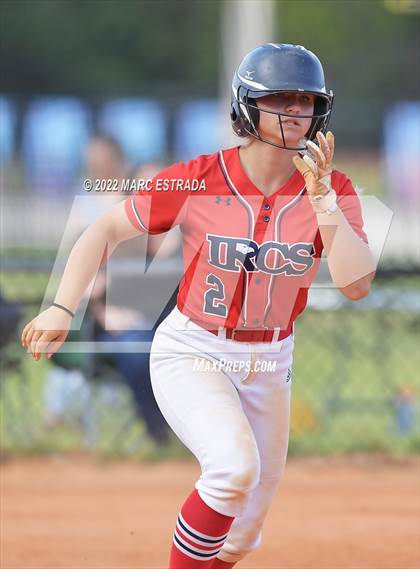 Thumbnail 1 in Indian Rocks Christian vs Northside Christian photogallery.
