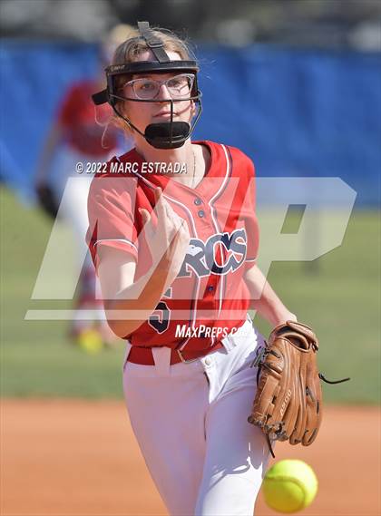 Thumbnail 1 in Indian Rocks Christian vs Northside Christian photogallery.