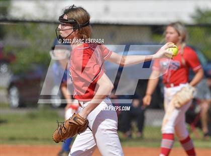 Thumbnail 3 in Indian Rocks Christian vs Northside Christian photogallery.