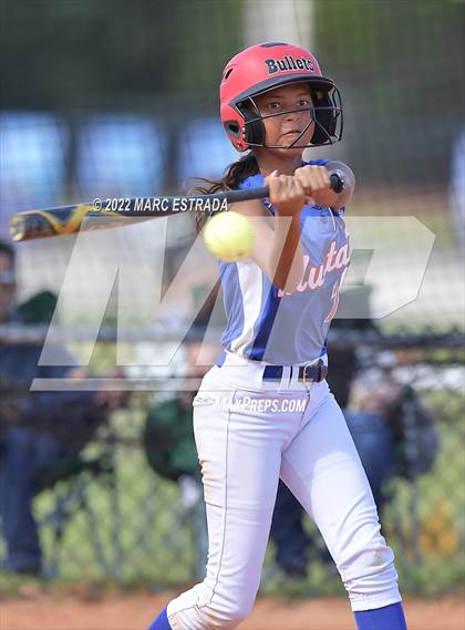 Thumbnail 2 in Indian Rocks Christian vs Northside Christian photogallery.