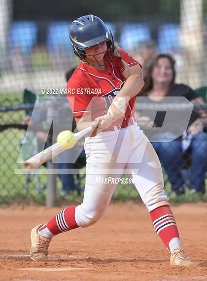 Thumbnail 2 in Indian Rocks Christian vs Northside Christian photogallery.