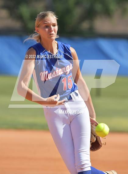 Thumbnail 3 in Indian Rocks Christian vs Northside Christian photogallery.