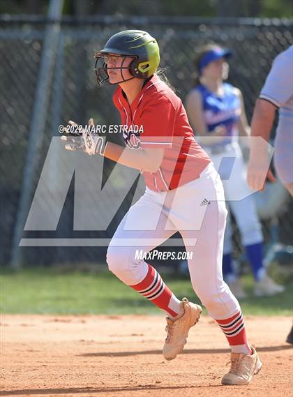 Thumbnail 3 in Indian Rocks Christian vs Northside Christian photogallery.