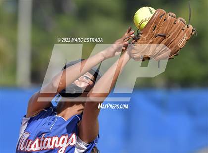 Thumbnail 1 in Indian Rocks Christian vs Northside Christian photogallery.