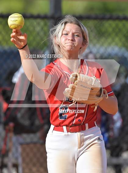 Thumbnail 3 in Indian Rocks Christian vs Northside Christian photogallery.