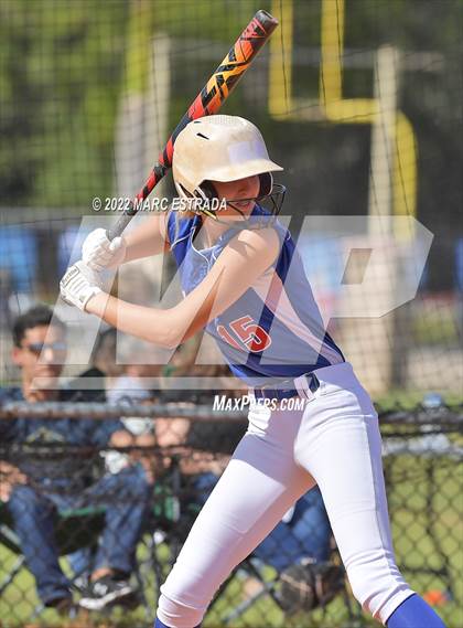 Thumbnail 2 in Indian Rocks Christian vs Northside Christian photogallery.