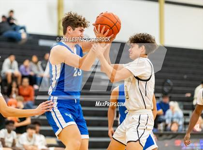 Thumbnail 3 in Tivy @ Seguin photogallery.
