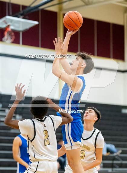 Thumbnail 2 in Tivy @ Seguin photogallery.