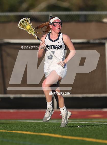 Thumbnail 2 in Pittsford vs. Fairport (Section 5 Class A Semifinal) photogallery.