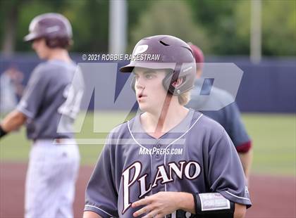 Thumbnail 3 in Plano vs. Marcus (UIL 6A Quarterfinals) photogallery.