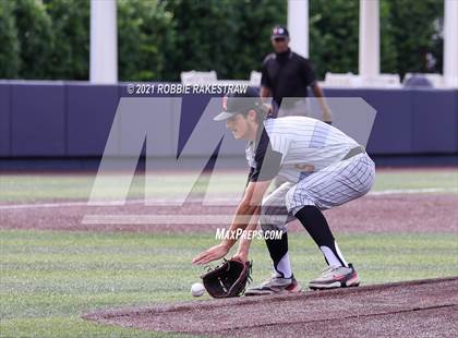Thumbnail 2 in Plano vs. Marcus (UIL 6A Quarterfinals) photogallery.