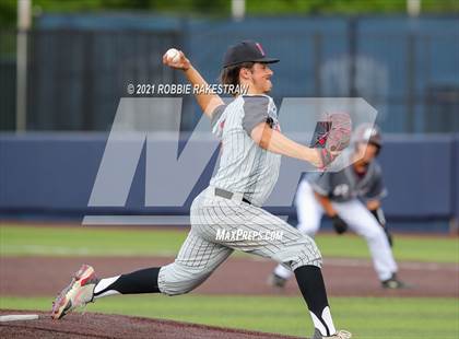 Thumbnail 2 in Plano vs. Marcus (UIL 6A Quarterfinals) photogallery.